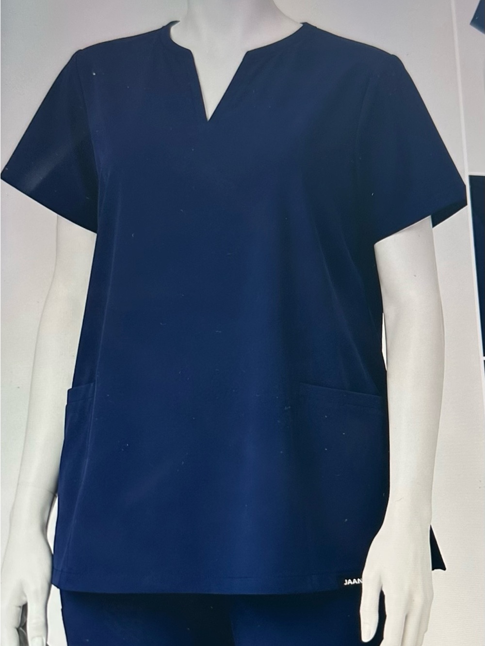 JAANUU NAVY BLUE SCRUB TOP V-NECK STRETCH MEDICAL WORKWEr (2x)
